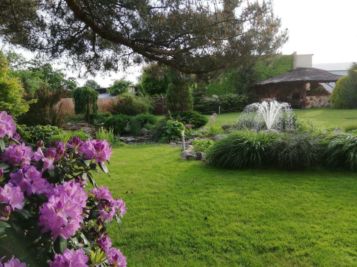 Отель Agro Relax Nowodwor Экстерьер фото